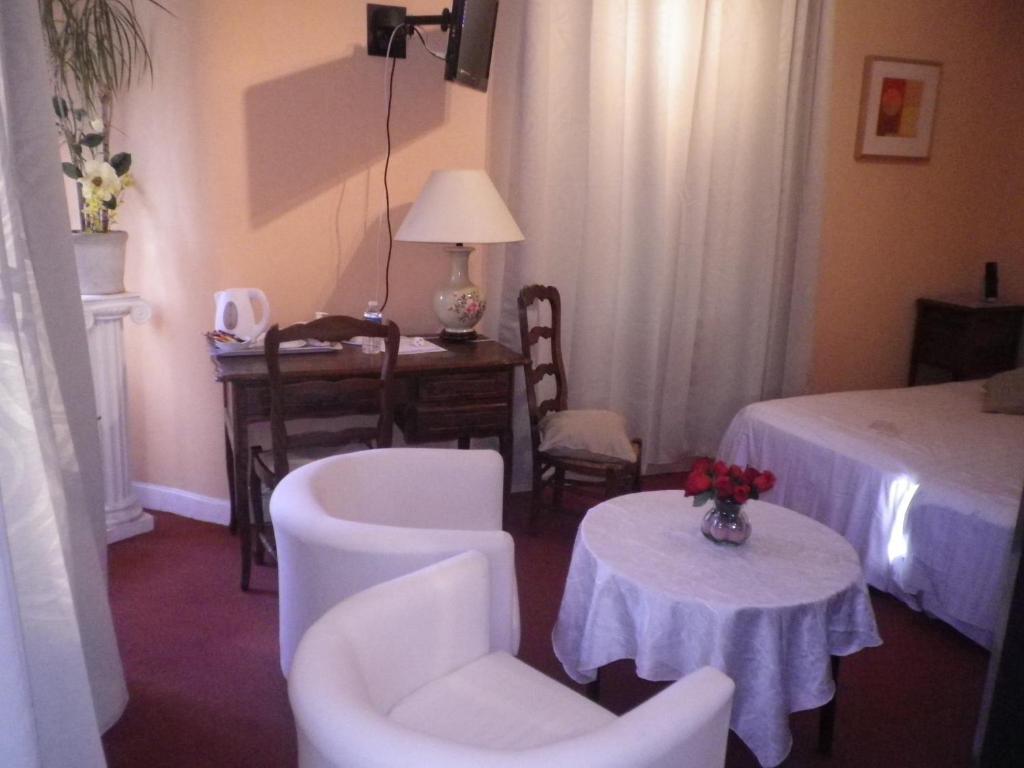 Hotel Ermitage Du Moulin Labotte Haybes Room photo