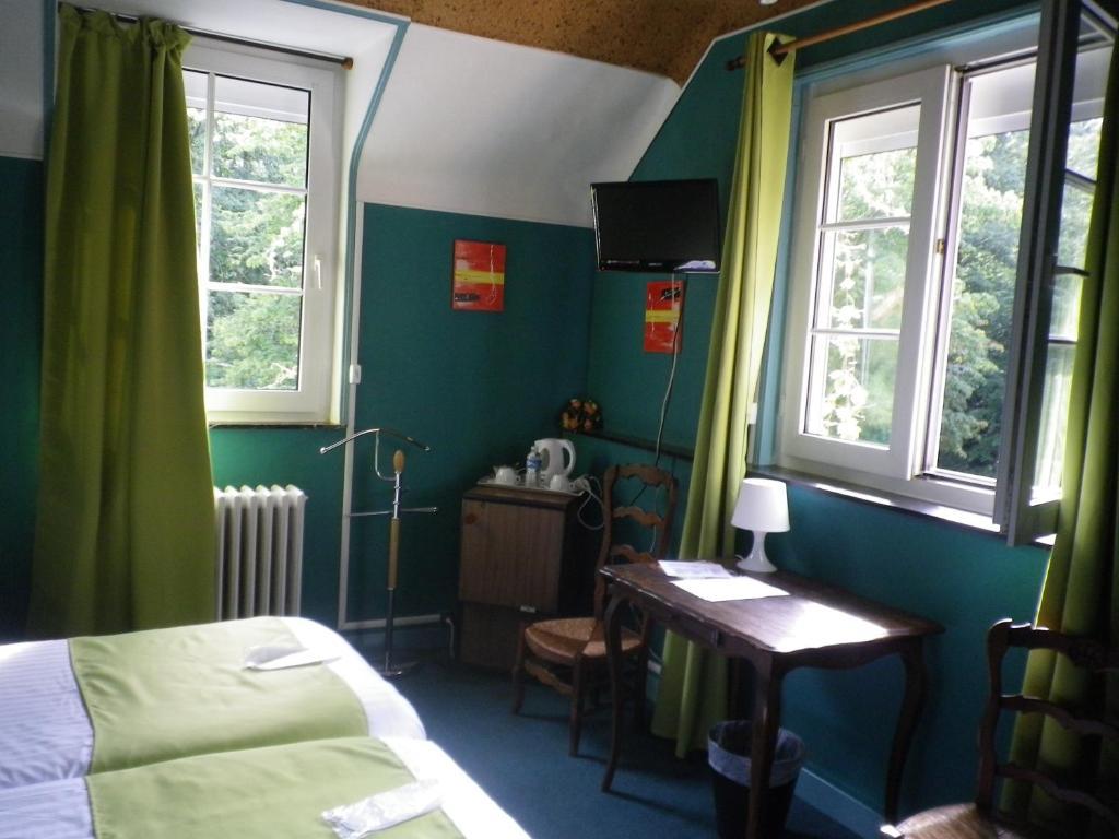 Hotel Ermitage Du Moulin Labotte Haybes Room photo